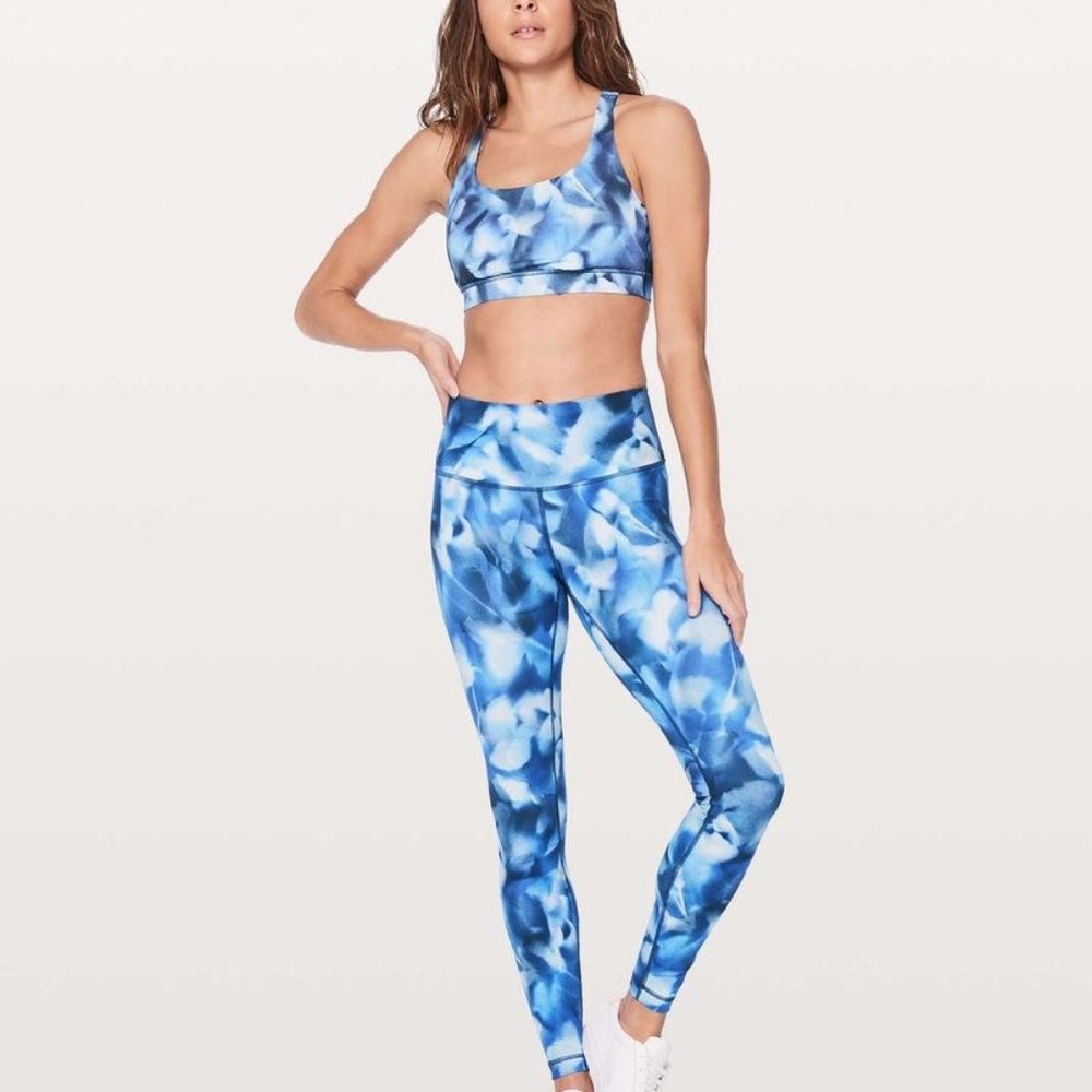 Like NEW Lululemon Wunder Under Blush Blossom Blue Leggings 28" Size 6